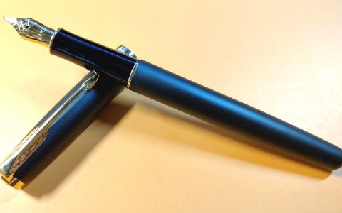 Parker派克卓尔磨砂黑杆金夹23K镀金笔尖钢笔评测