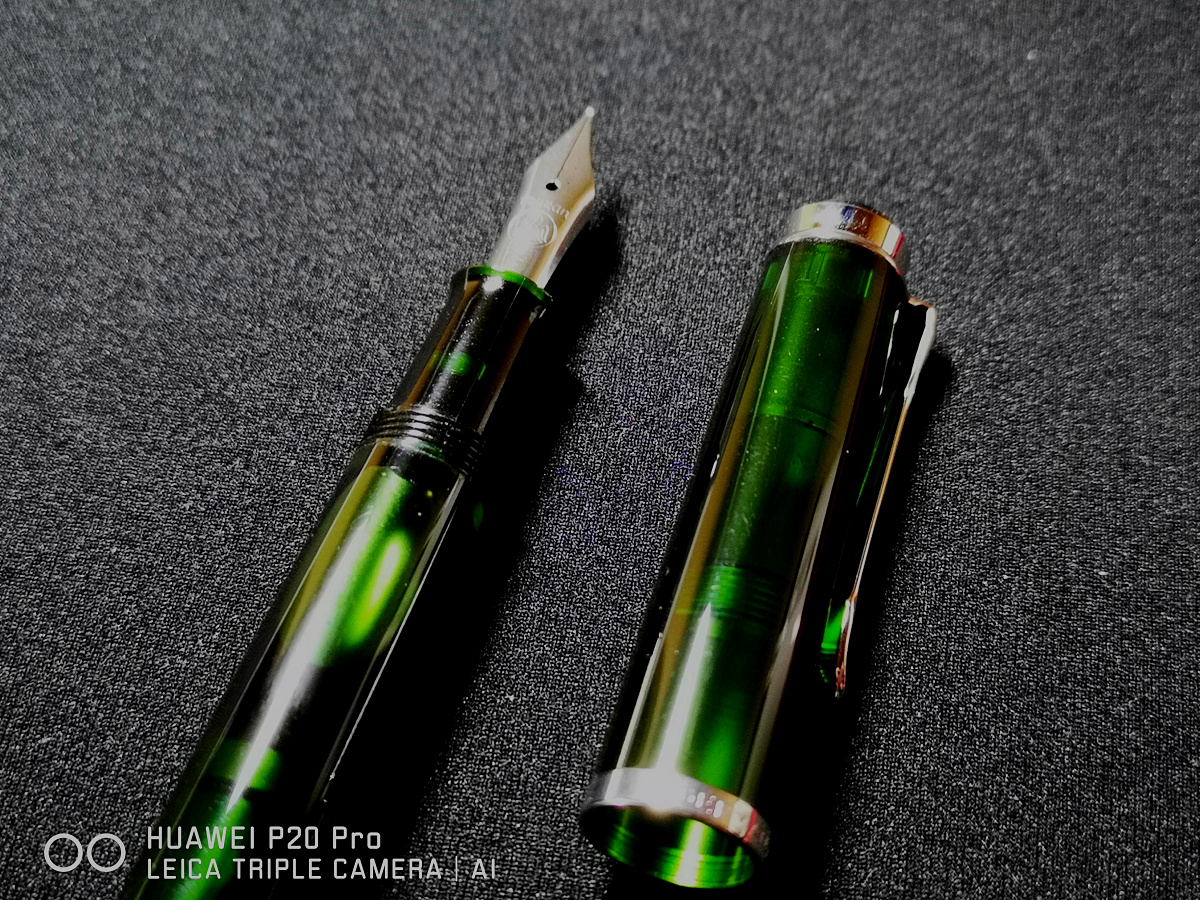 Pelikan百利金M205橄榄绿2018限量款钢笔评测