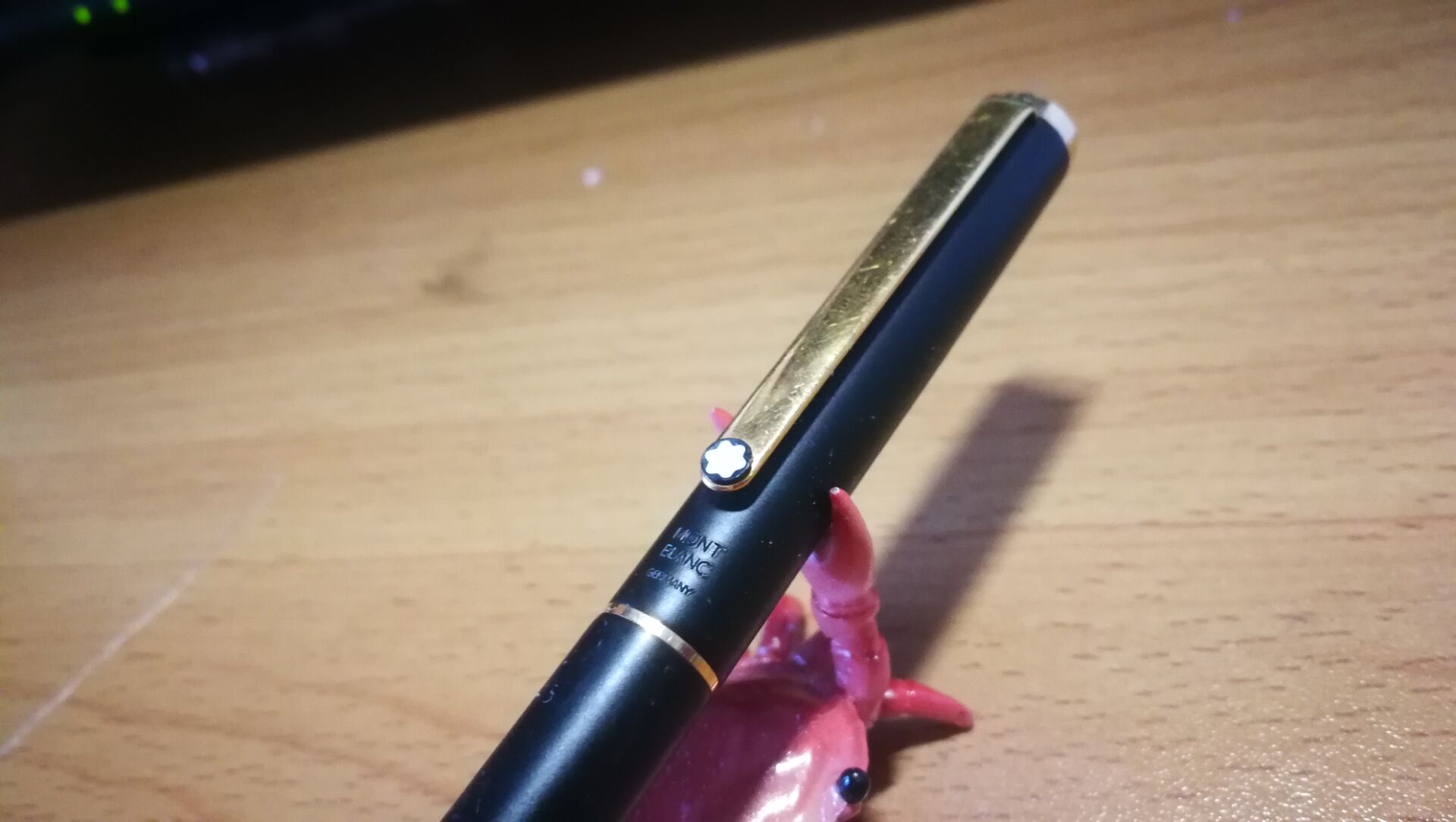 万宝龙MontBlanc三花钢笔学生龙钢笔测评