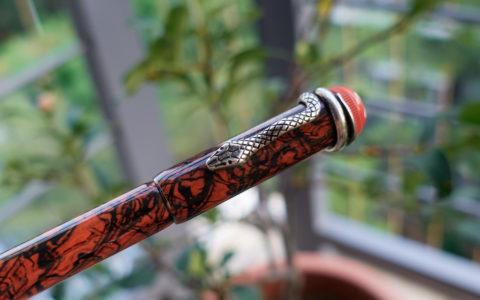 还能玩出花儿不成？万宝龙花蛇M尖钢笔评测