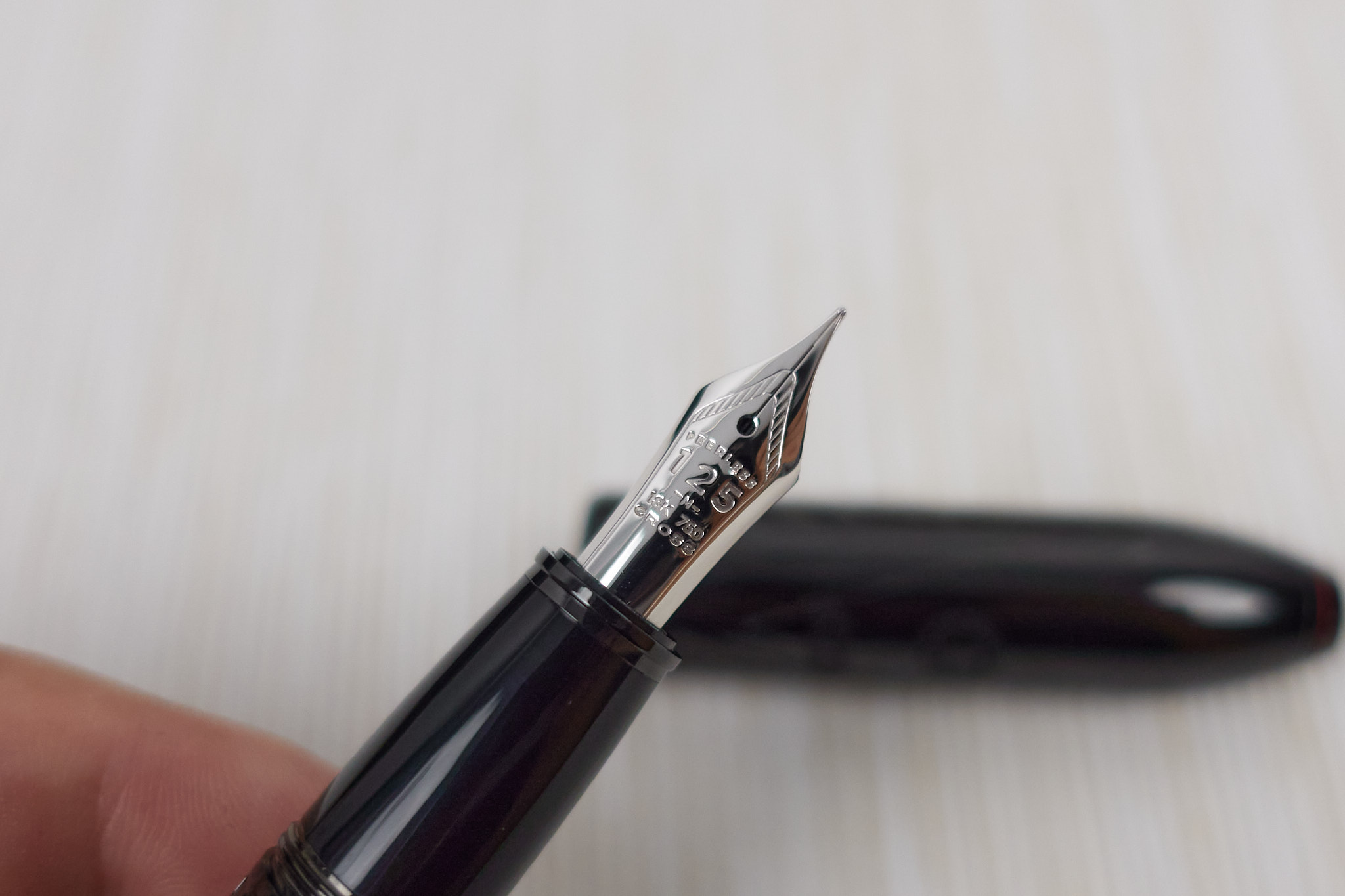 高仕Cross名铸125系列星球大战达斯维达黑武士限量款钢笔评测| 钢笔爱好者